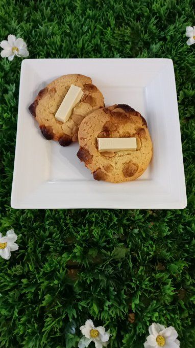 Cookies kitkat White lots par 2